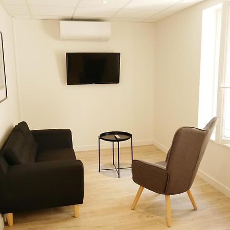Appartement Avec Chambre - Entree Spa Incluse Бурбон-Ланси Экстерьер фото