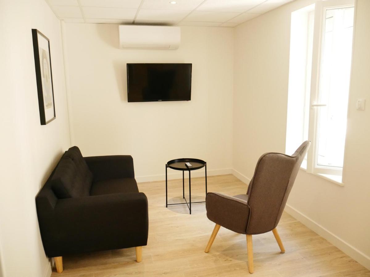 Appartement Avec Chambre - Entree Spa Incluse Бурбон-Ланси Экстерьер фото