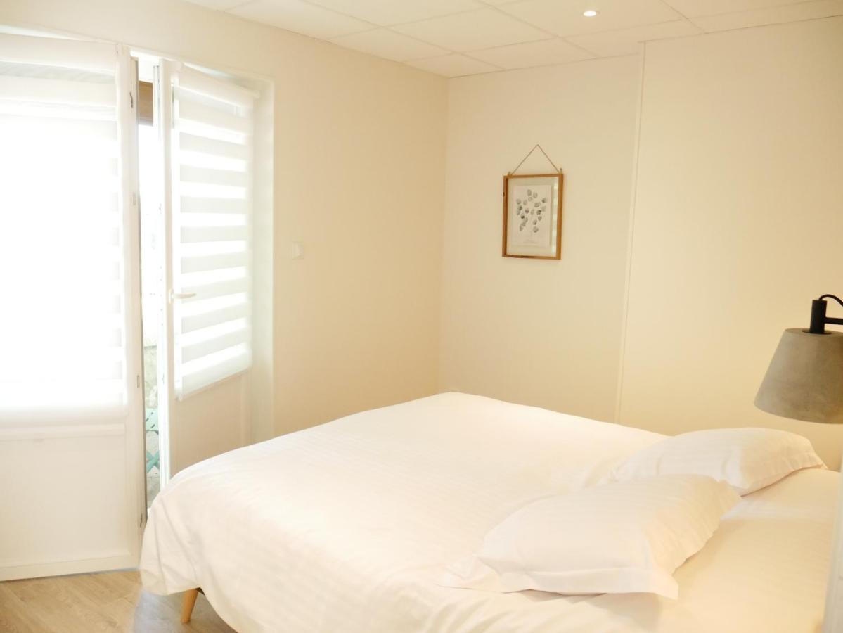 Appartement Avec Chambre - Entree Spa Incluse Бурбон-Ланси Экстерьер фото
