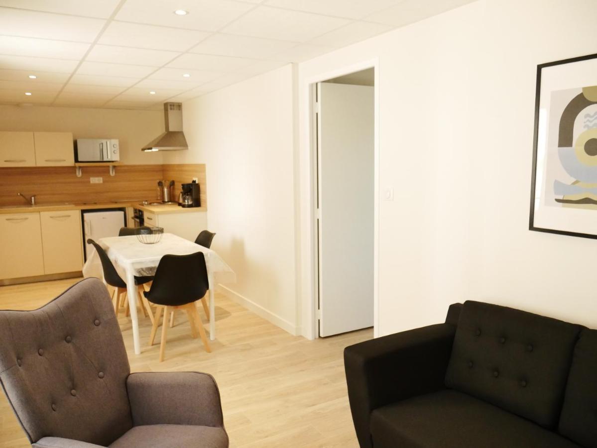 Appartement Avec Chambre - Entree Spa Incluse Бурбон-Ланси Экстерьер фото
