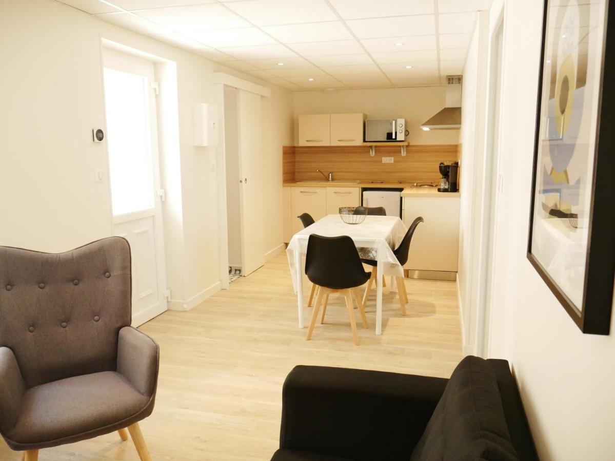 Appartement Avec Chambre - Entree Spa Incluse Бурбон-Ланси Экстерьер фото